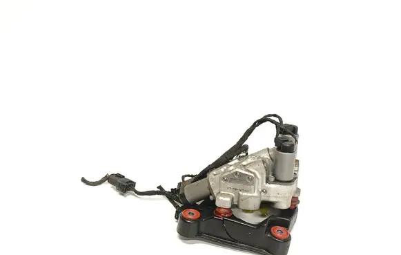 BMW 5 F10 F11 Air suspension compressor 6775258