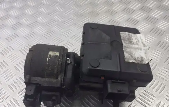 Citroen C5 Air suspension compressor 9661285100