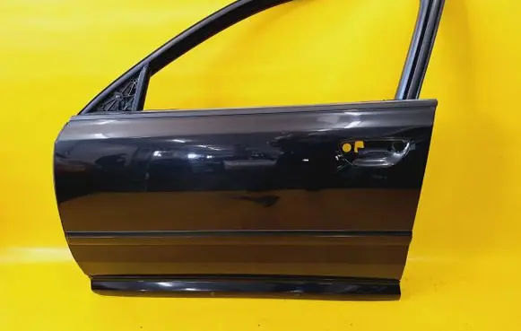 Audi A8 S8 D3 4E Front door