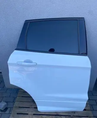 Ford Kuga II Rear door 