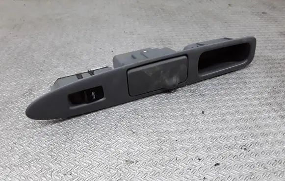 Toyota Avensis Verso Electric window control switch 7427144110