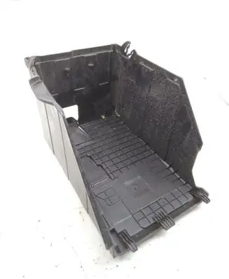 Peugeot 5008 Battery box tray 