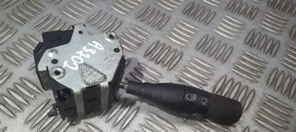 Renault Espace II Indicator stalk 7700903537