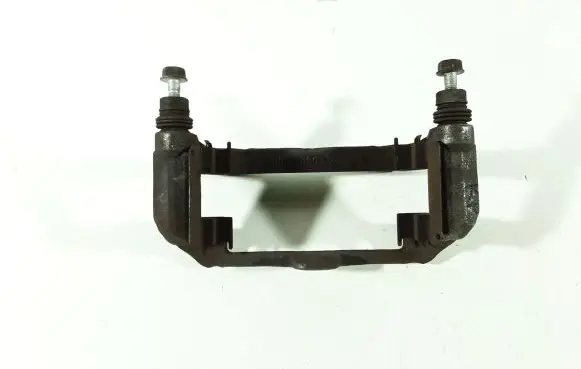 KIA Xceed Front Brake Caliper Pad/Carrier 