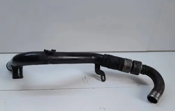 Volvo V50 Air intake duct part 008100