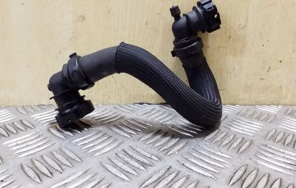 Peugeot 208 Engine coolant pipe/hose