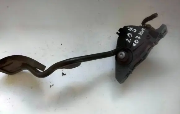 Audi A4 S4 B7 8E 8H Accelerator throttle pedal 8E2721523E 6PV00802634