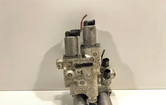 BMW 7 F01 F02 F03 F04 Active stabilizer control unit 11461152771