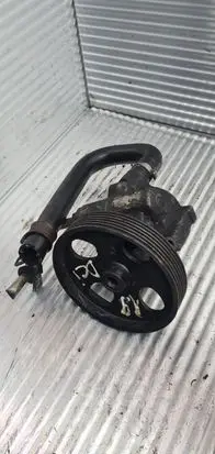 Renault Megane II Power steering pump 04426903