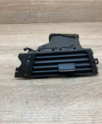 BMW 3 E90 E91 Dashboard side air vent grill/cover trim 9123297 14482110