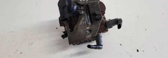Peugeot 207 Fuel injection high pressure pump 0445010102 9656300380A 04000418521