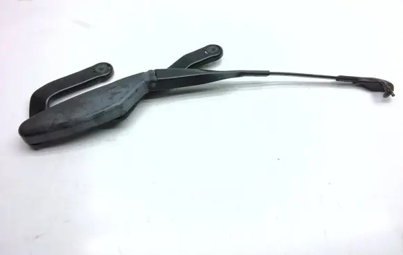 Mercedes-Benz E W211 Front wiper blade arm A2118201244