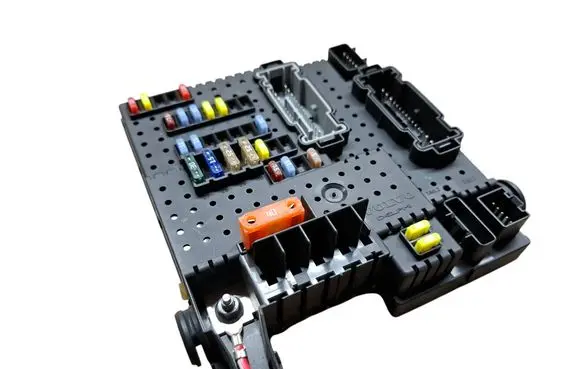Volvo XC70 Fuse module 30786646