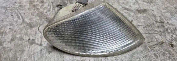 Ford Galaxy Front indicator light 