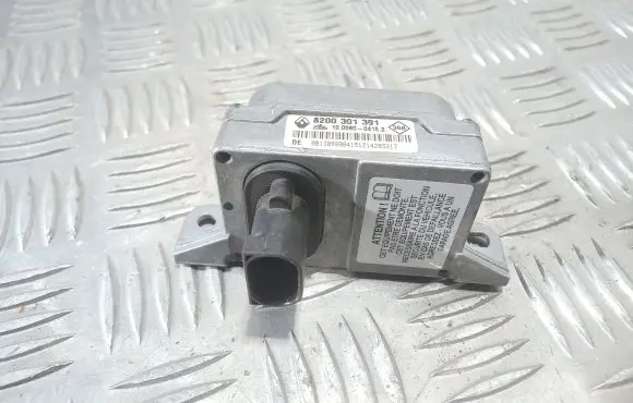 Renault Laguna II ESP acceleration yaw rate sensor 8200301391