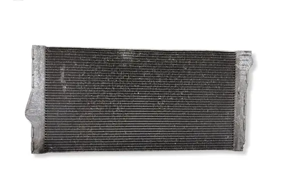 BMW 5 F10 F11 Coolant radiator 8509176 X0008001