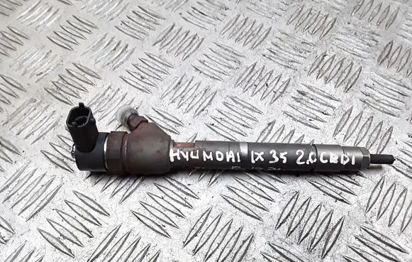 Hyundai ix35 Fuel injector 0445110374