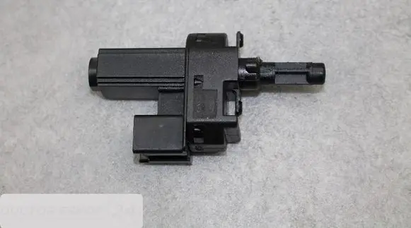 Clutch pedal sensor