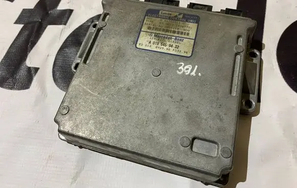 Mercedes-Benz E W210 Engine control unit/module A0195459432 0195459432