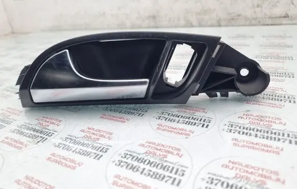 Audi Q7 4L Front door interior handle 4L0837019