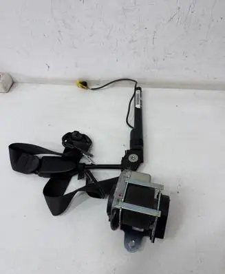 Opel Astra J Front seatbelt 617023500 009R000