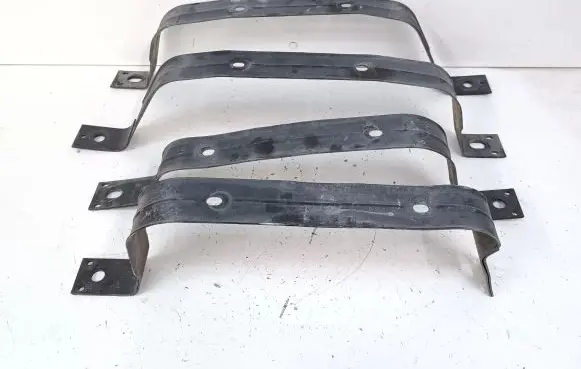 Dodge Durango III Fuel tank mounting bracket 