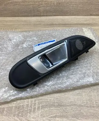 Ford Fiesta Front door interior handle 8A61A22600