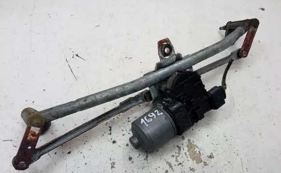 Audi A3 S3 8L Front wiper linkage and motor