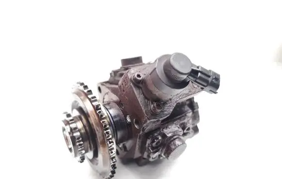 Hyundai ix35 Fuel injection high pressure pump 33100-2A420 0445010206