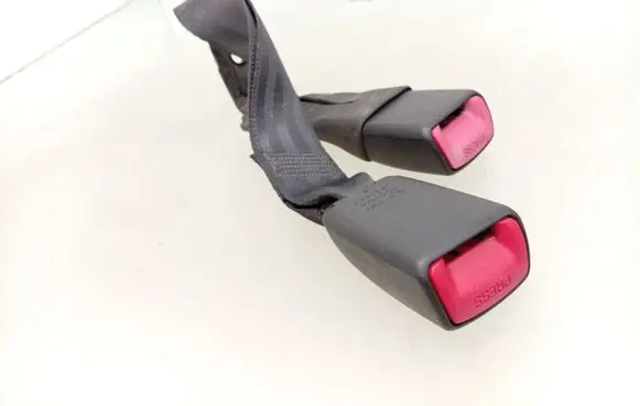 Toyota Auris 150 Rear seatbelt buckle E034601