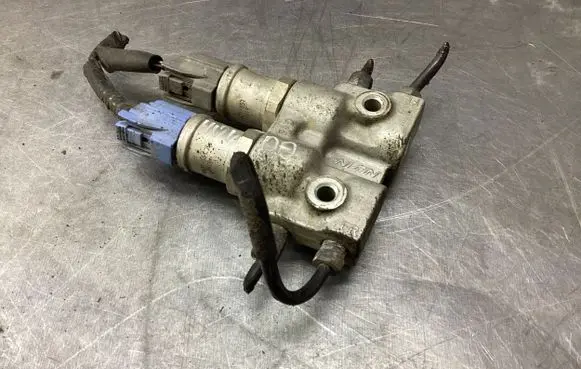 Honda CR-V Brake power pressure regulator KA31S51 7919