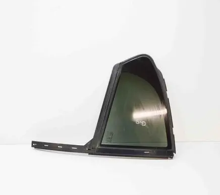 Rear side window
