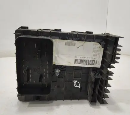 Volkswagen Touran I Fuse module 1K0937125A