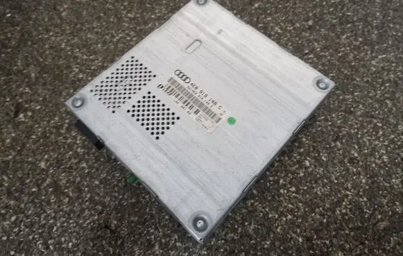 Audi A8 S8 D3 4E Video control module 4E0919146C