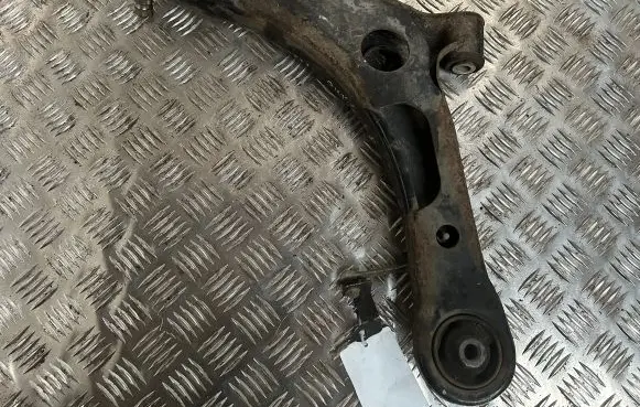 Mitsubishi Outlander Front lower control arm/wishbone