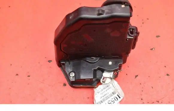 Toyota Corolla E140 E150 Rear door lock 