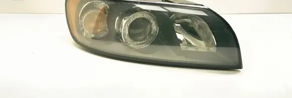 Volvo V50 Headlight/headlamp 30678899 0301198202