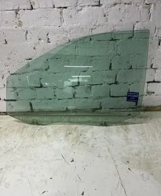 Chrysler Town u0026 Country V Front windscreen/windshield window DOT904PGWM505 E000248 43R000263