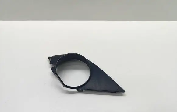 Under headlight/headlamp trim