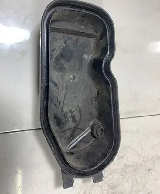 Volkswagen Polo III 6N 6N2 6NF Headlight/headlamp dust cover 96383100