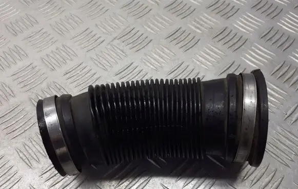Opel Vectra C Intake resonator 55354823