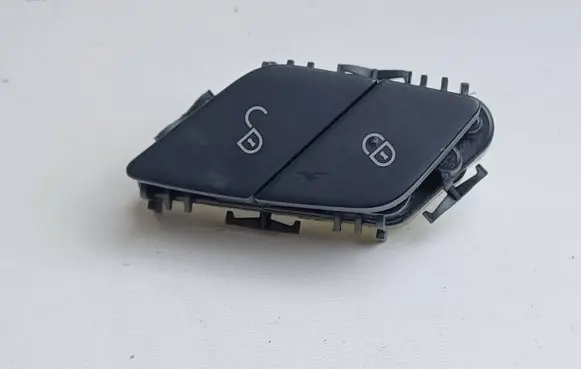 Mercedes-Benz E W213 Central locking switch button A2139059703