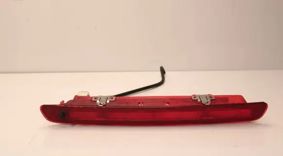 Nissan Qashqai+2 Third/center stoplight