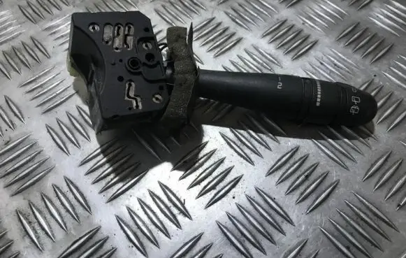 Renault Laguna I Wiper control stalk