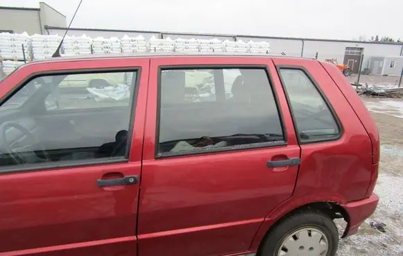 Fiat Uno Rear door 