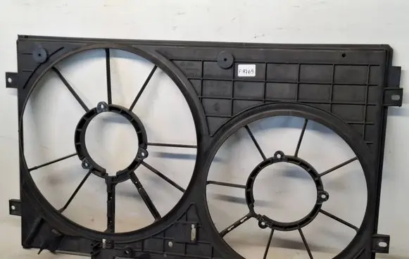 Seat Leon (1P) Radiator cooling fan shroud 1K0121207T 1355D300195