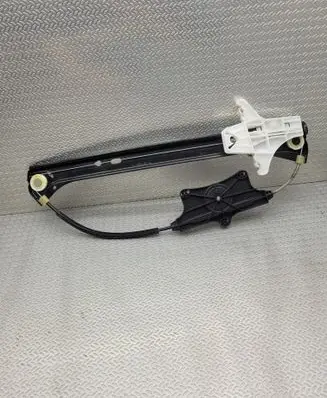 Volkswagen Passat Alltrack Rear window lifting mechanism without motor 3G9839462B