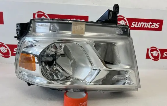 Dodge RAM 1500 DS Headlight/headlamp ADC825201684 825201684