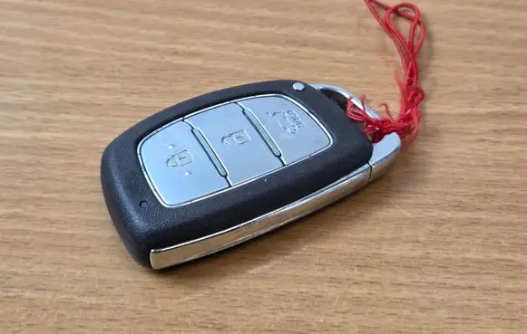 Hyundai i20 (BC3 BI3) Ignition key/card 