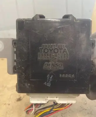 Toyota Prius (XW20) Other control units/modules 8999047023 2325000320